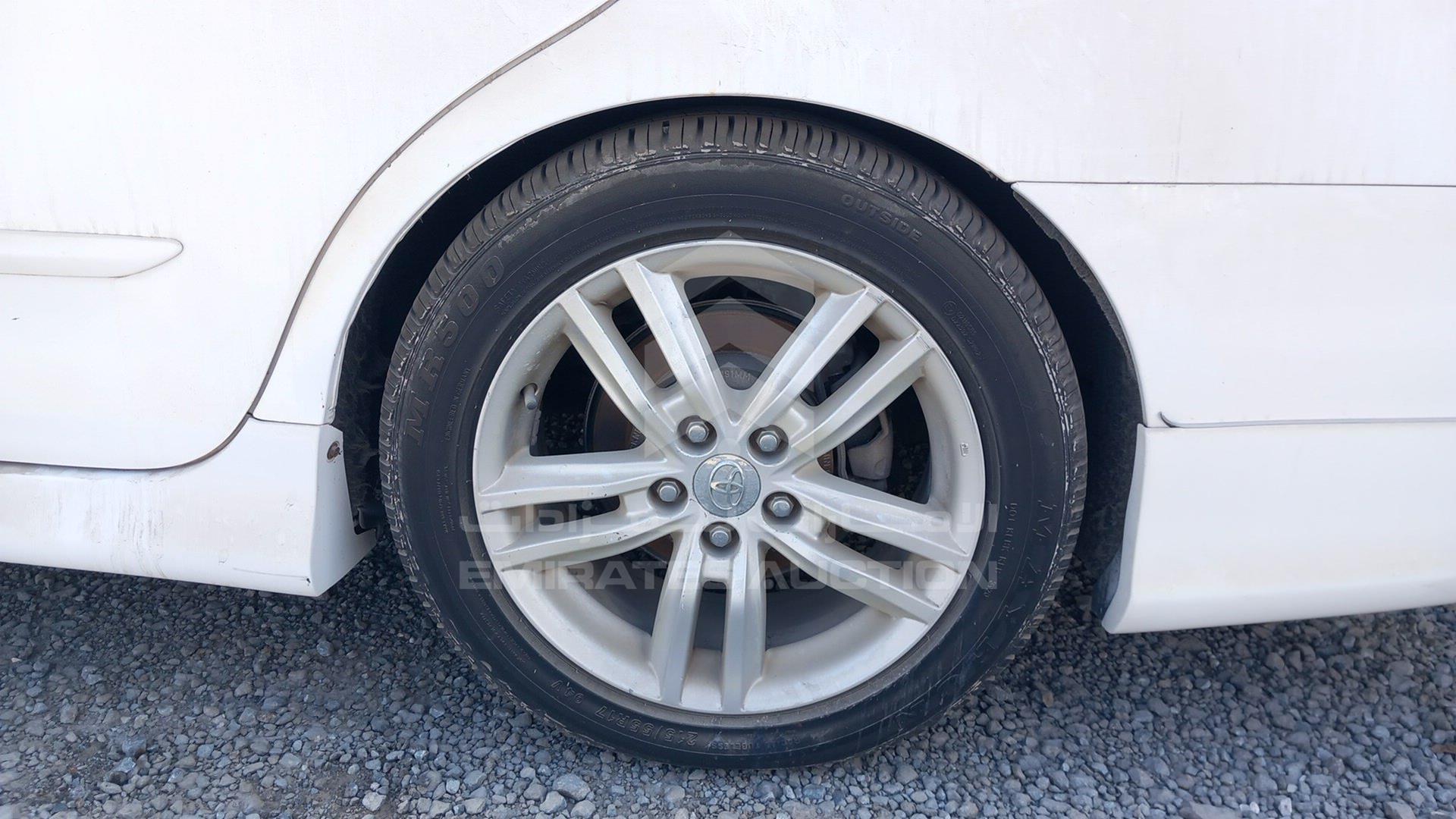 2010 TOYOTA AURION VIN: 6T1BK42K1AX928921
