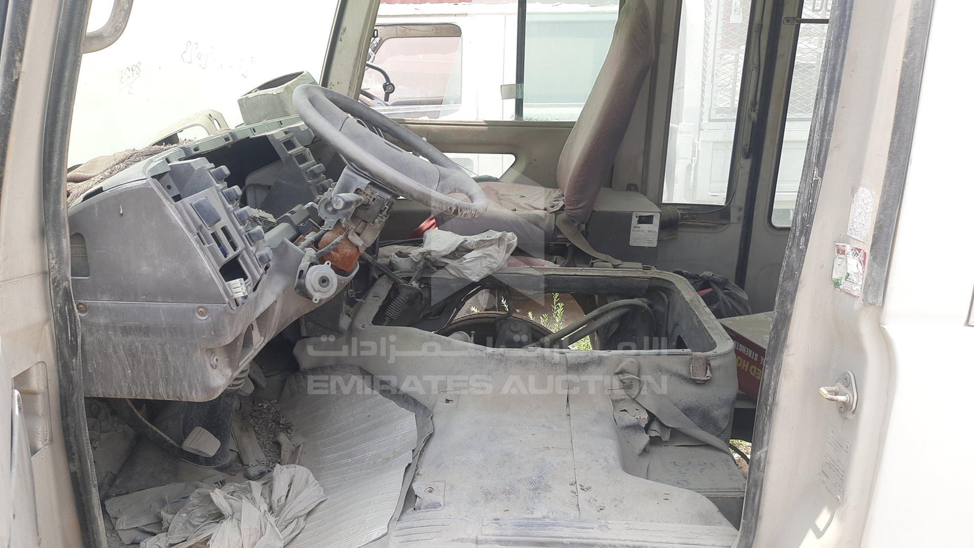 2005 MITSUBISHI ROSA VIN: JL5B3J6P85PD02160