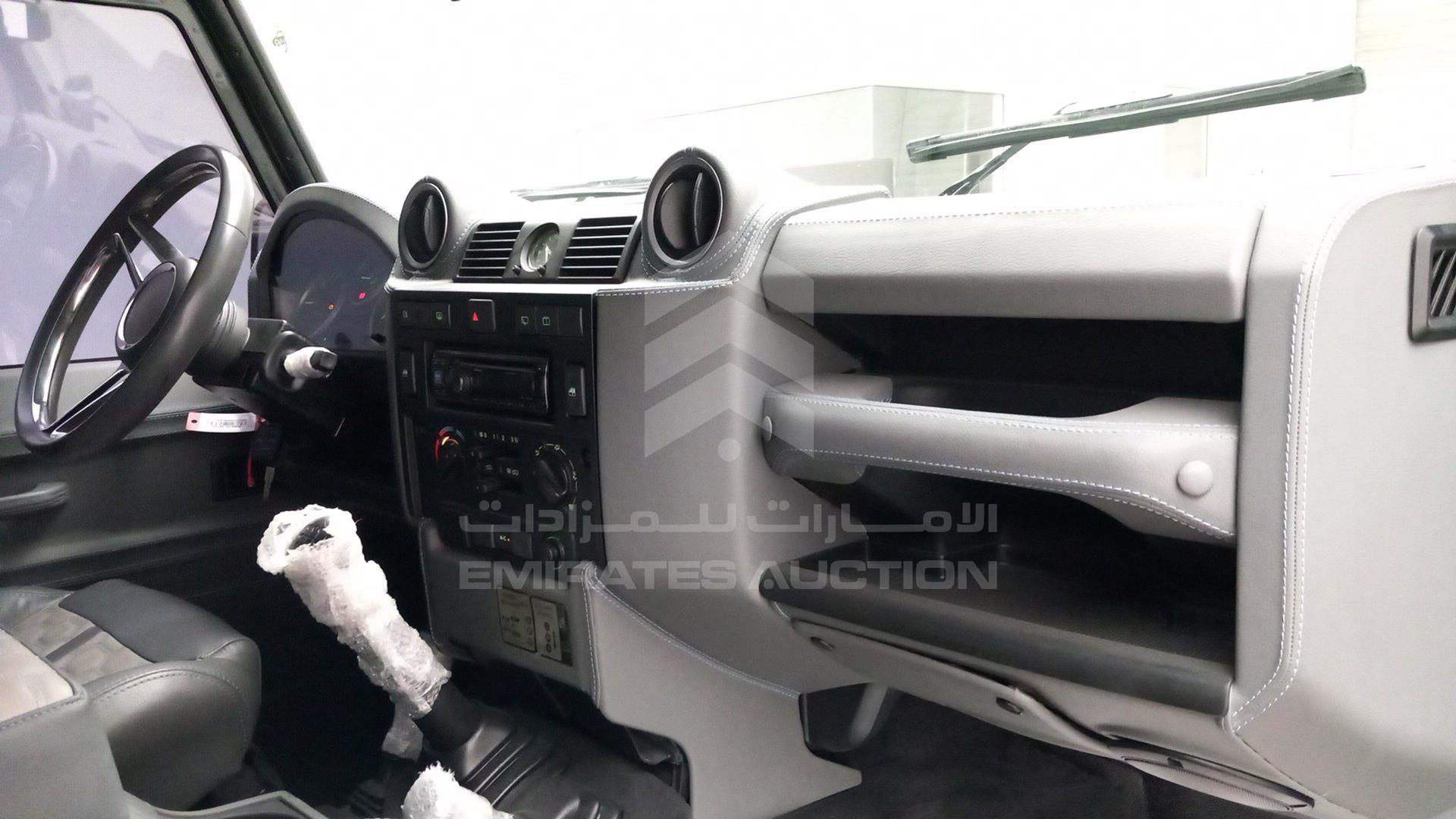 2013 LAND ROVER DEFENDER VIN: SALLDHMR8DA441729