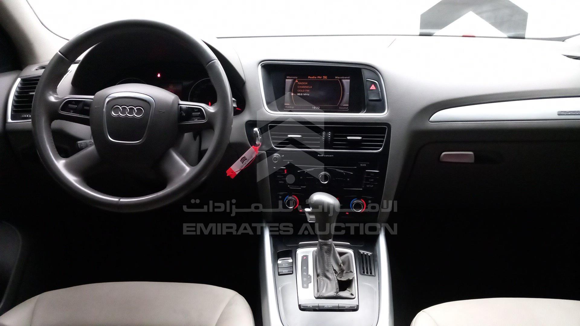 2011 AUDI Q5 VIN: WAUCFC8R2HA042938