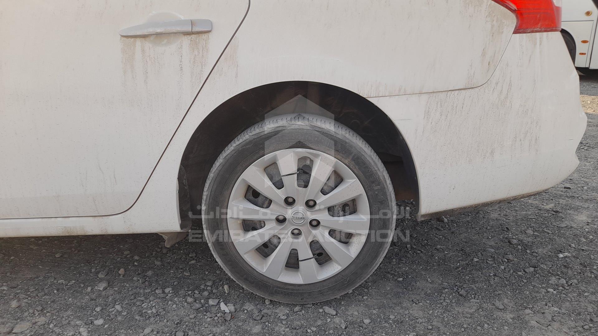 2019 NISSAN SENTRA VIN: 3N1AB7AP5KY321661