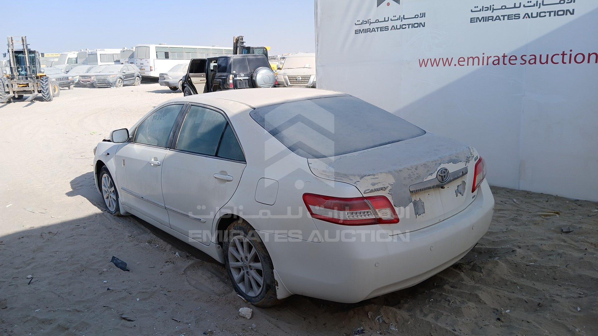 2010 TOYOTA CAMRY VIN: 6T1BE42K4AX661880