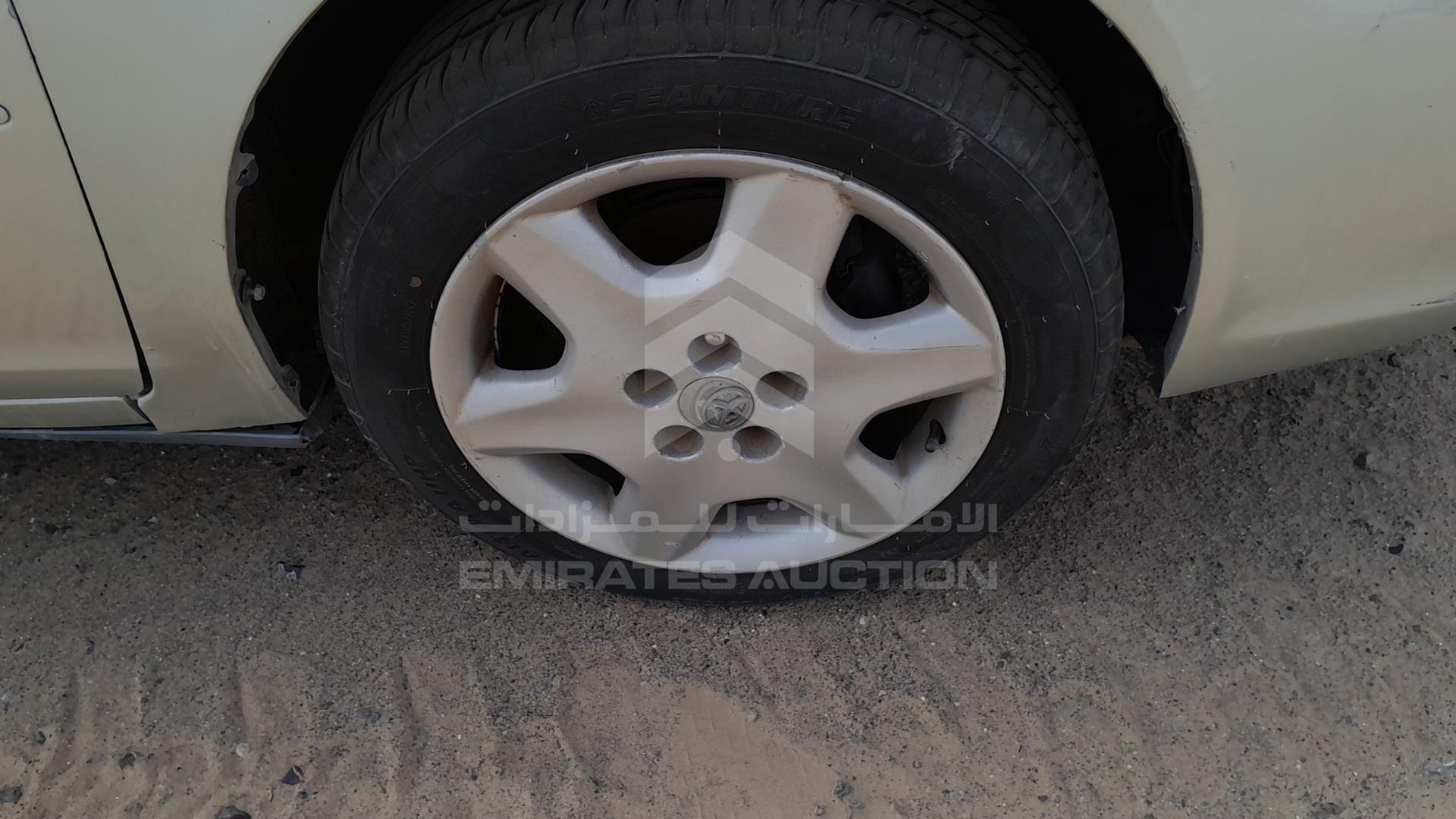 2004 TOYOTA CAMRY VIN: 4T1BE32K34U284373