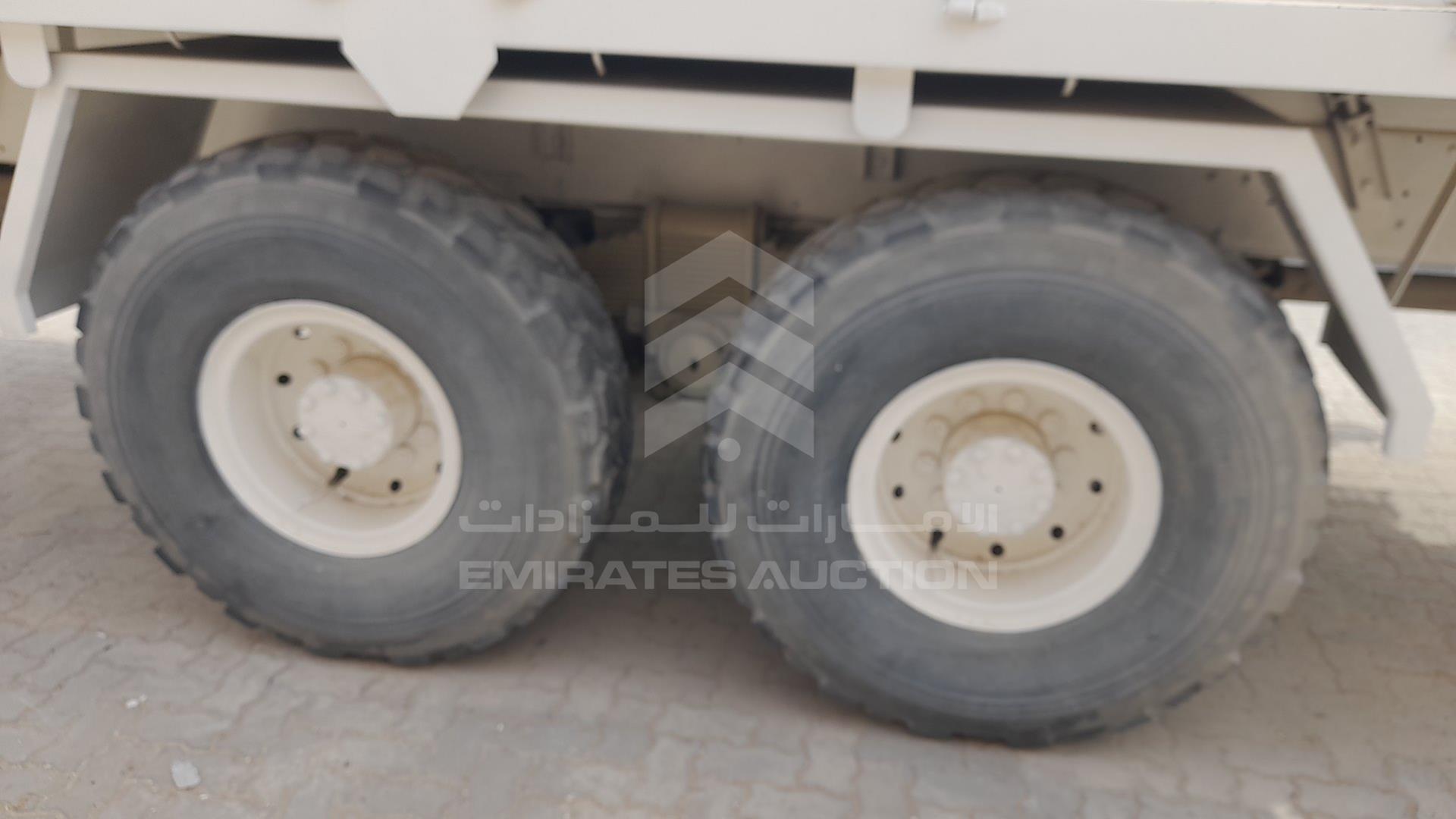 0 NISSAN DIESEL UD VIN: TZA52P-4208