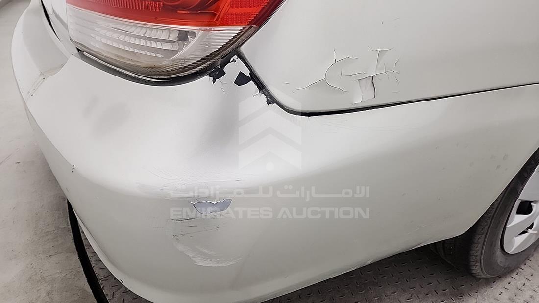 2004 Toyota Camry — Scratch — Photo 32