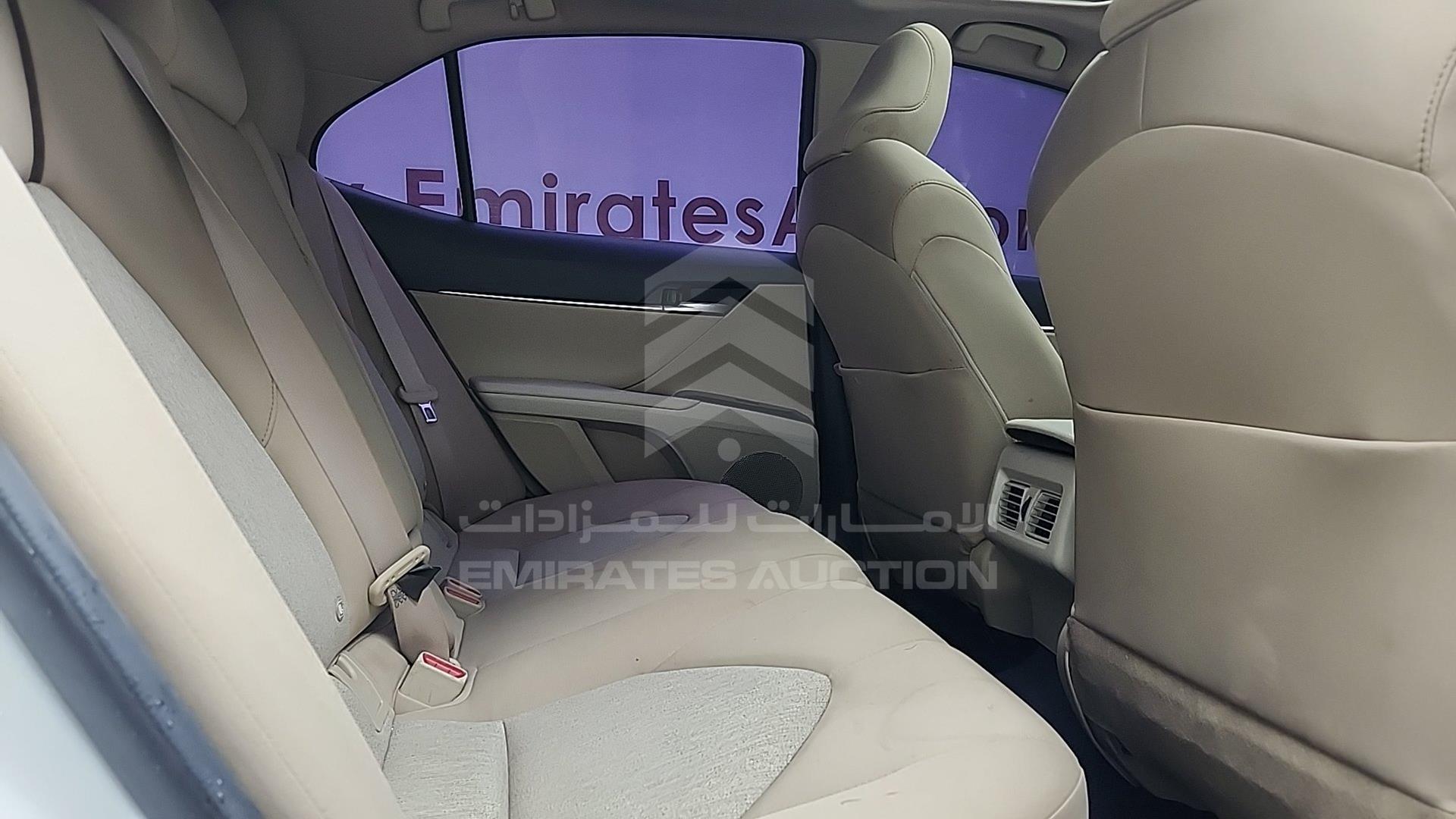 2019 TOYOTA CAMRY VIN: JTNBF4HK8K3029182