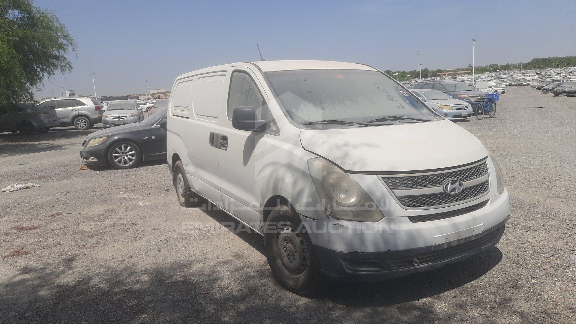 KMHWG81R5CU366112 - 2012 Hyundai H1 - #358080