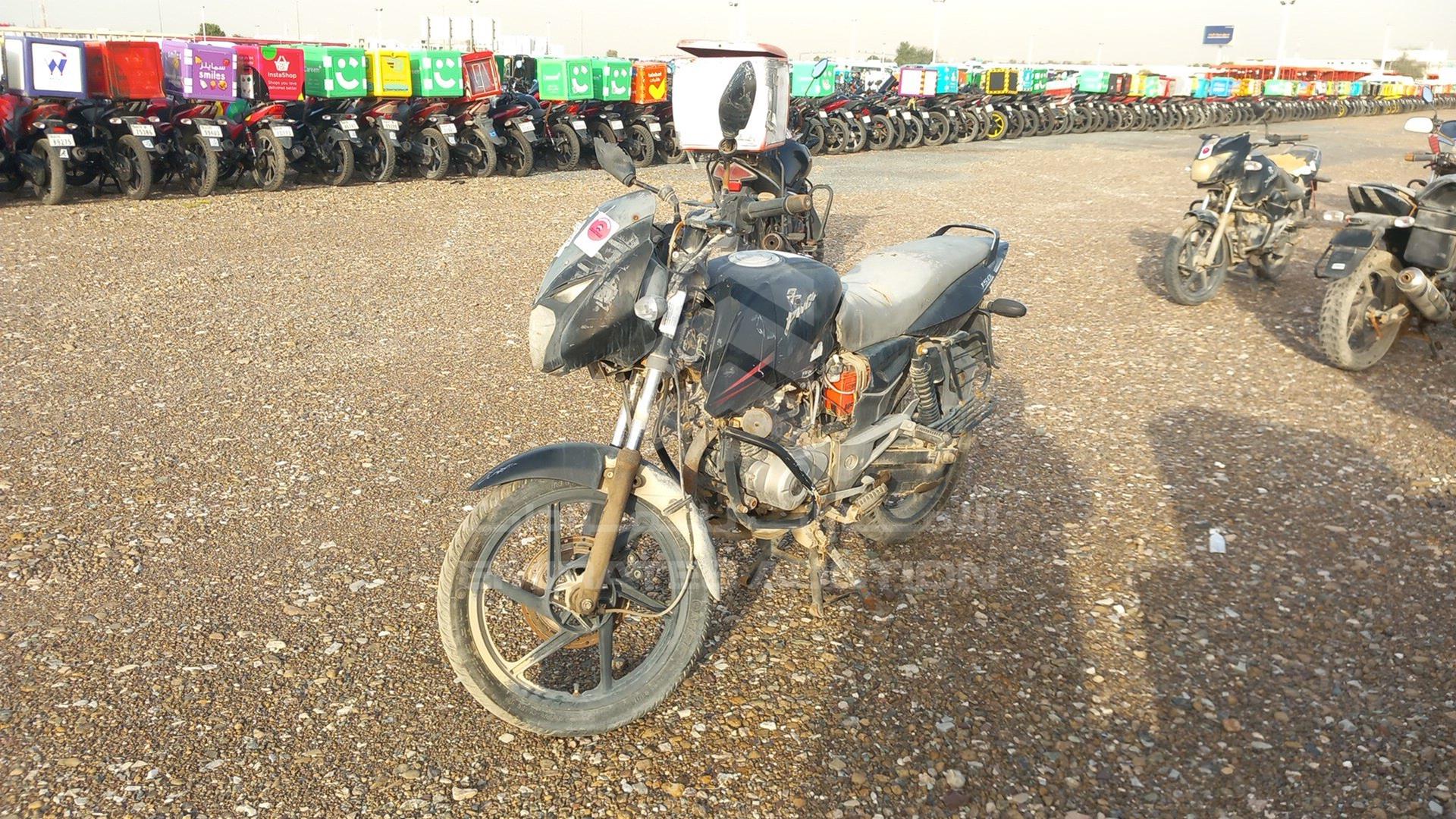 2015 BAJAJ 150 CC VIN: MD2A11CZ8FWM47953