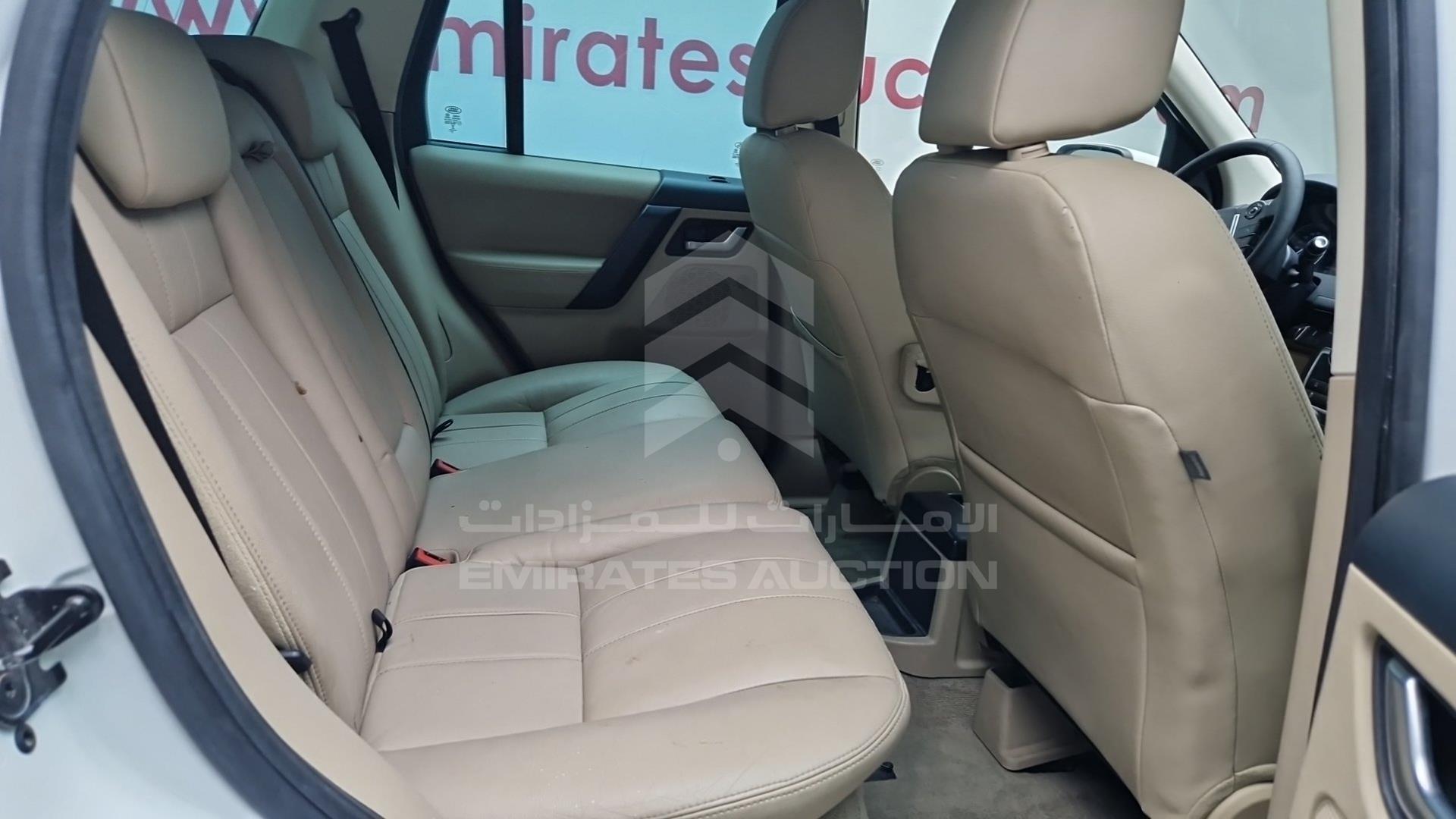 2014 LAND ROVER LR 2 VIN: SALFA2BG8EH390036