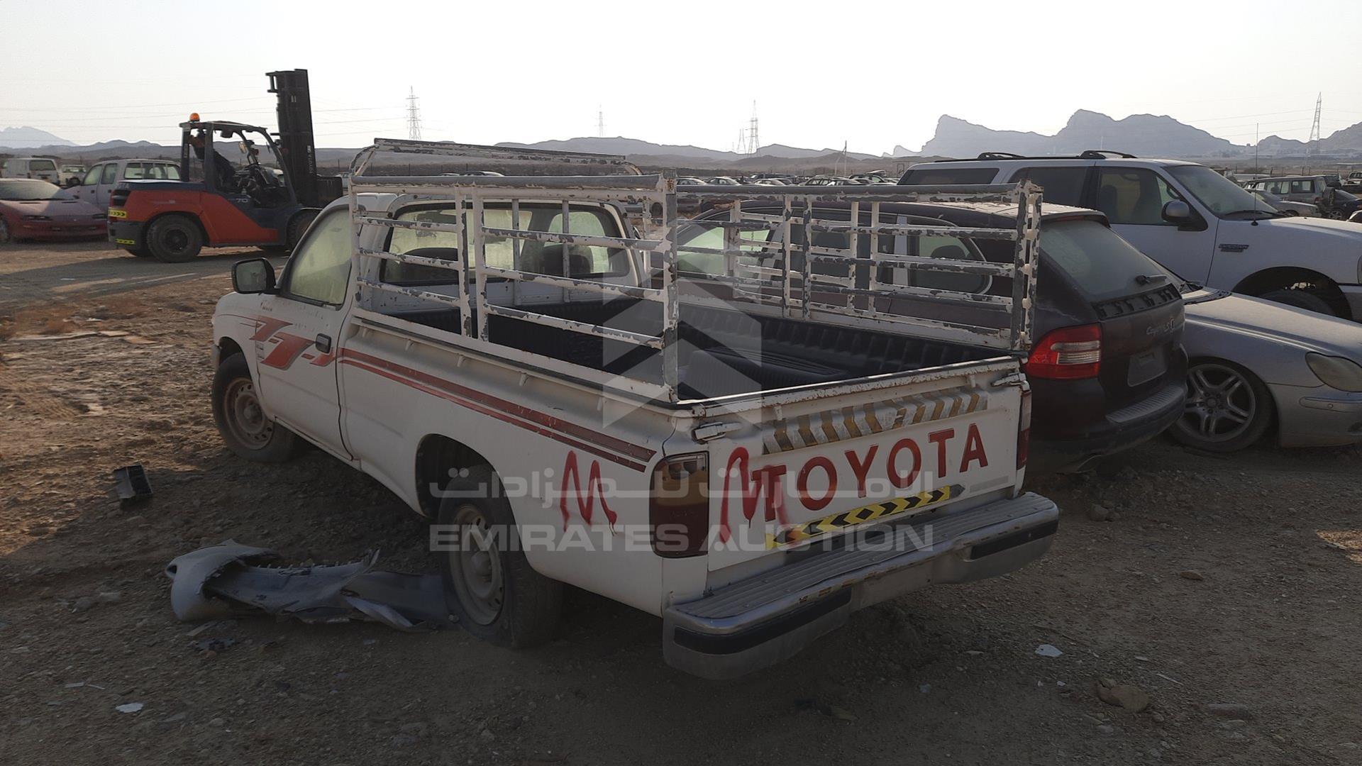 2000 TOYOTA HILUX VIN: JT4AG4265Y0016439