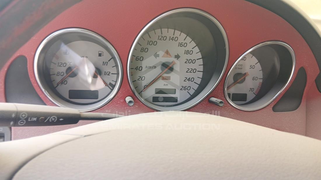 مرسيدس اس ال كى 230 2002 — مؤشر السرعة — صورة 13