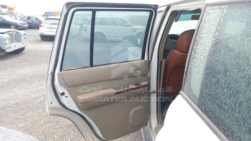 JN8FY15Y48X562059 Auction: EmiratesAuction Lot: 414843 JN8FY15Y48X562059 Nissan Patrol 2008 WHITE Photo 20