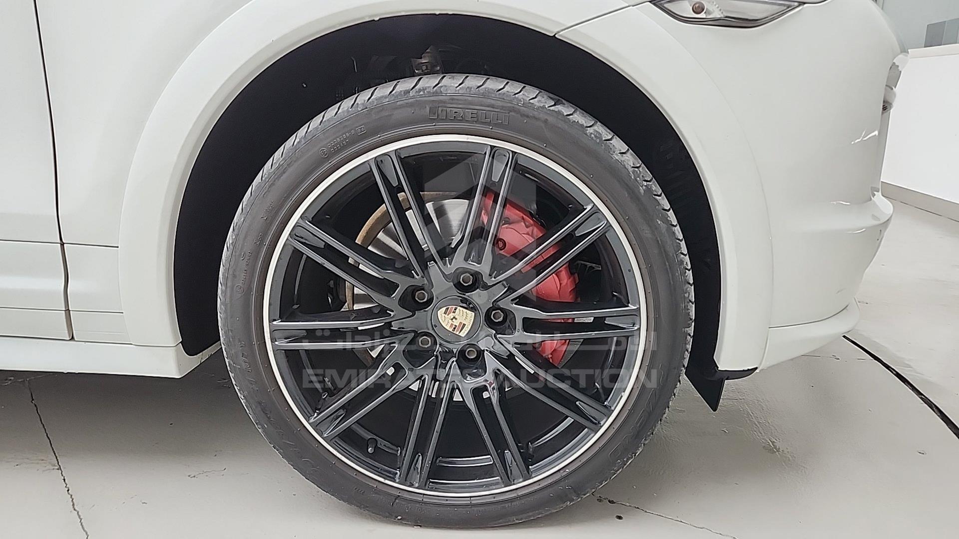 2013 PORSCHE CAYENNE VIN: WP1ZZZ92ZDLA74155