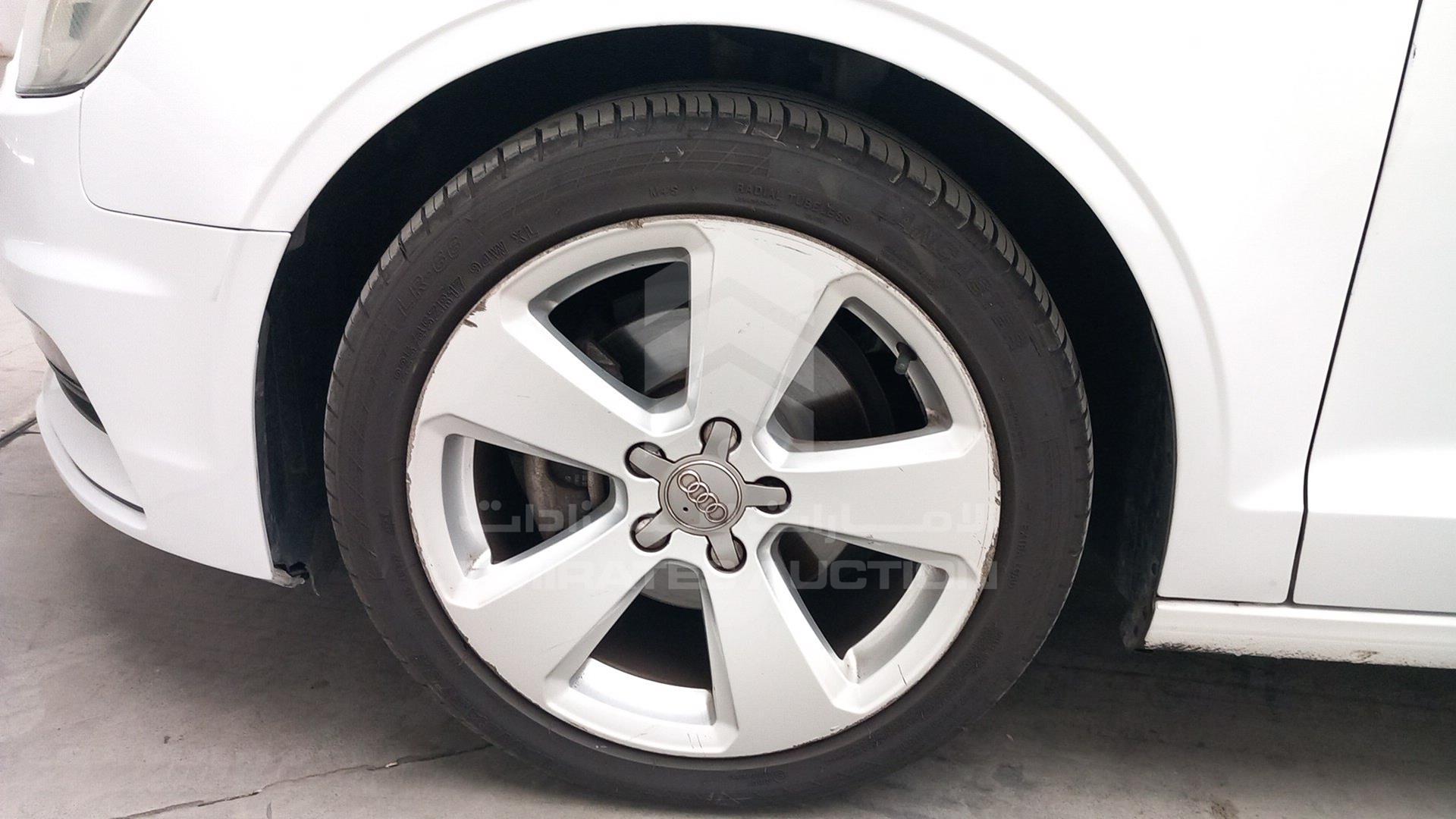 2016 AUDI A3 VIN: WAUAYJFF7G1033951