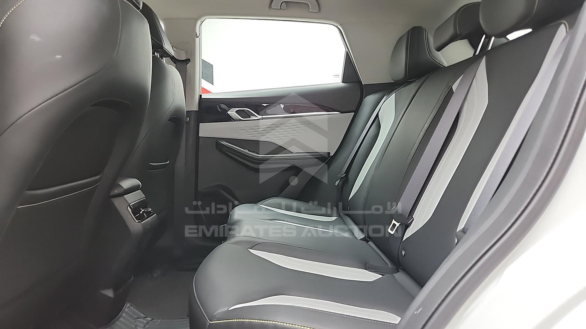 2024 GEELY COOLRAY VIN: LB3762KZ2RX505424