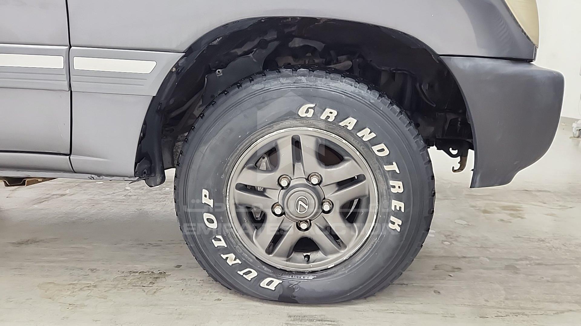 2000 TOYOTA LAND CRUISER VIN: JT3HJ09J2Y0017426
