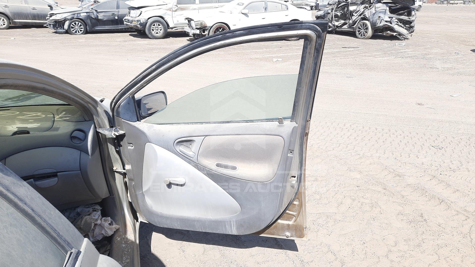 2005 TOYOTA ECHO VIN: JTDBW133750084408