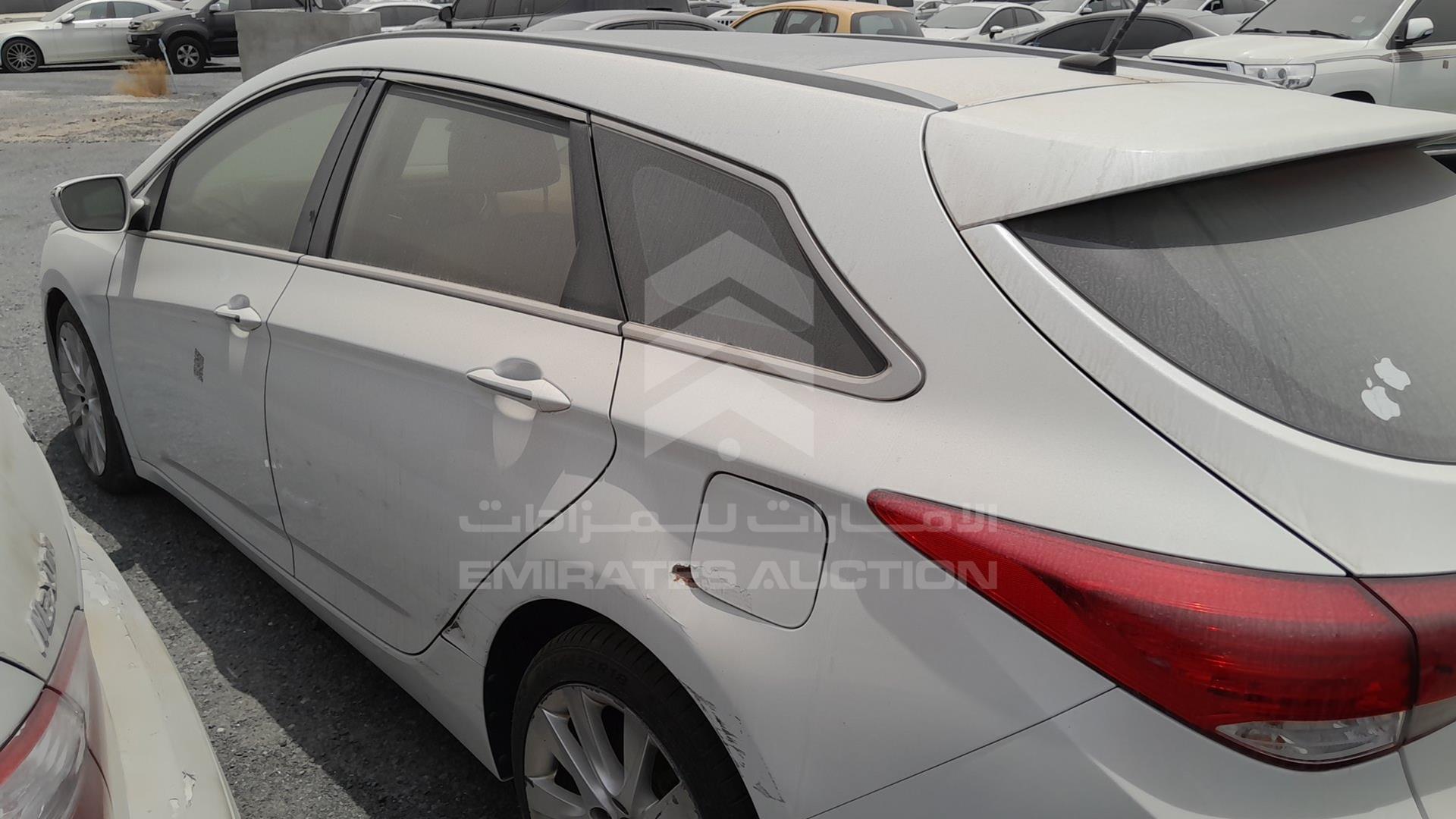 2014 HYUNDAI I40 VIN: KMHLC81C3EU063018