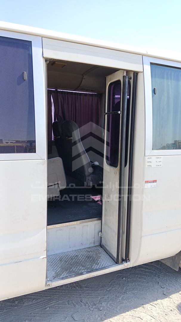 2006 TOYOTA COASTER VIN: JTGFB518661015940