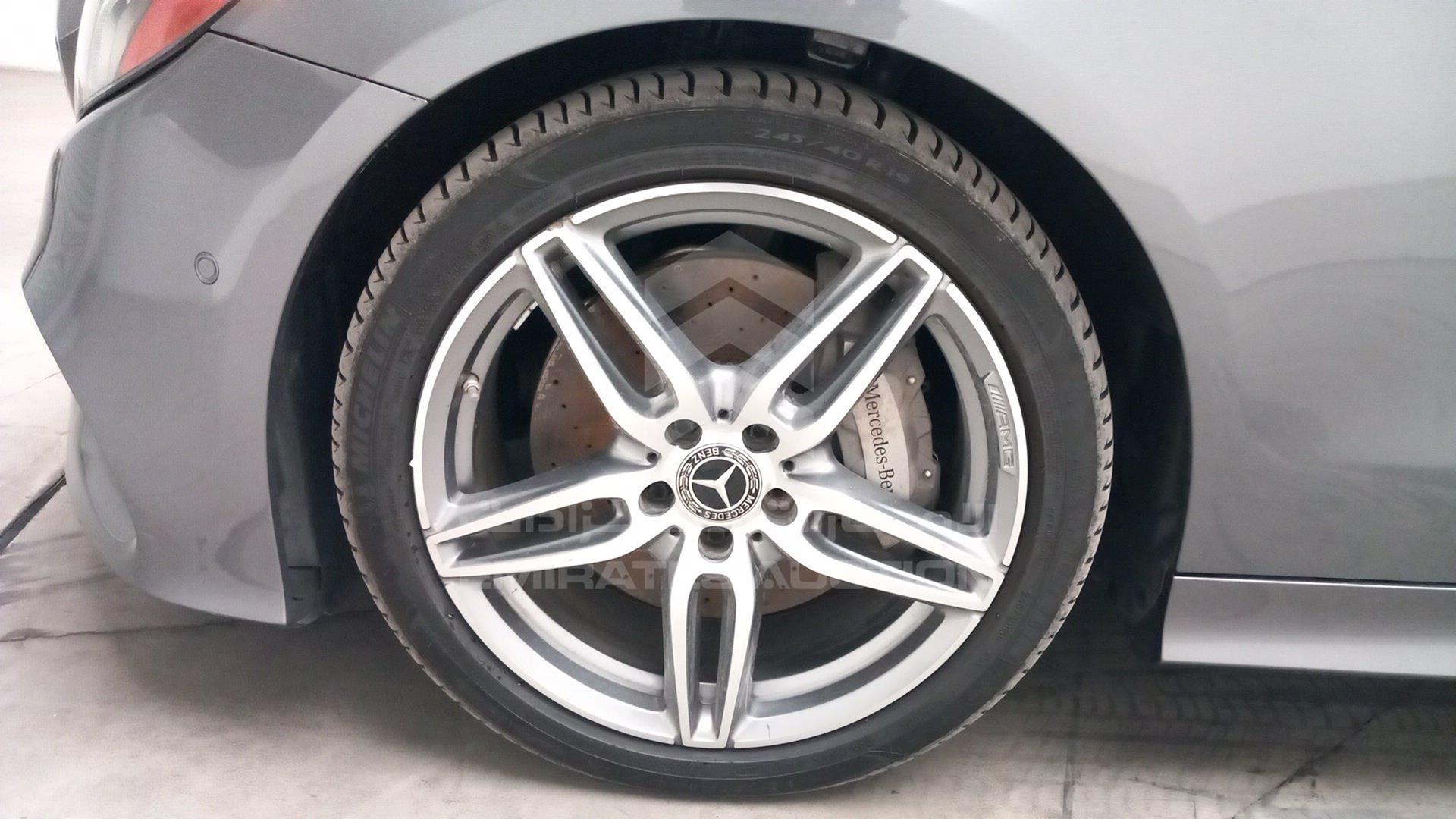 2018 MERCEDES E 400 VIN: WDD1K6FBXJF041475