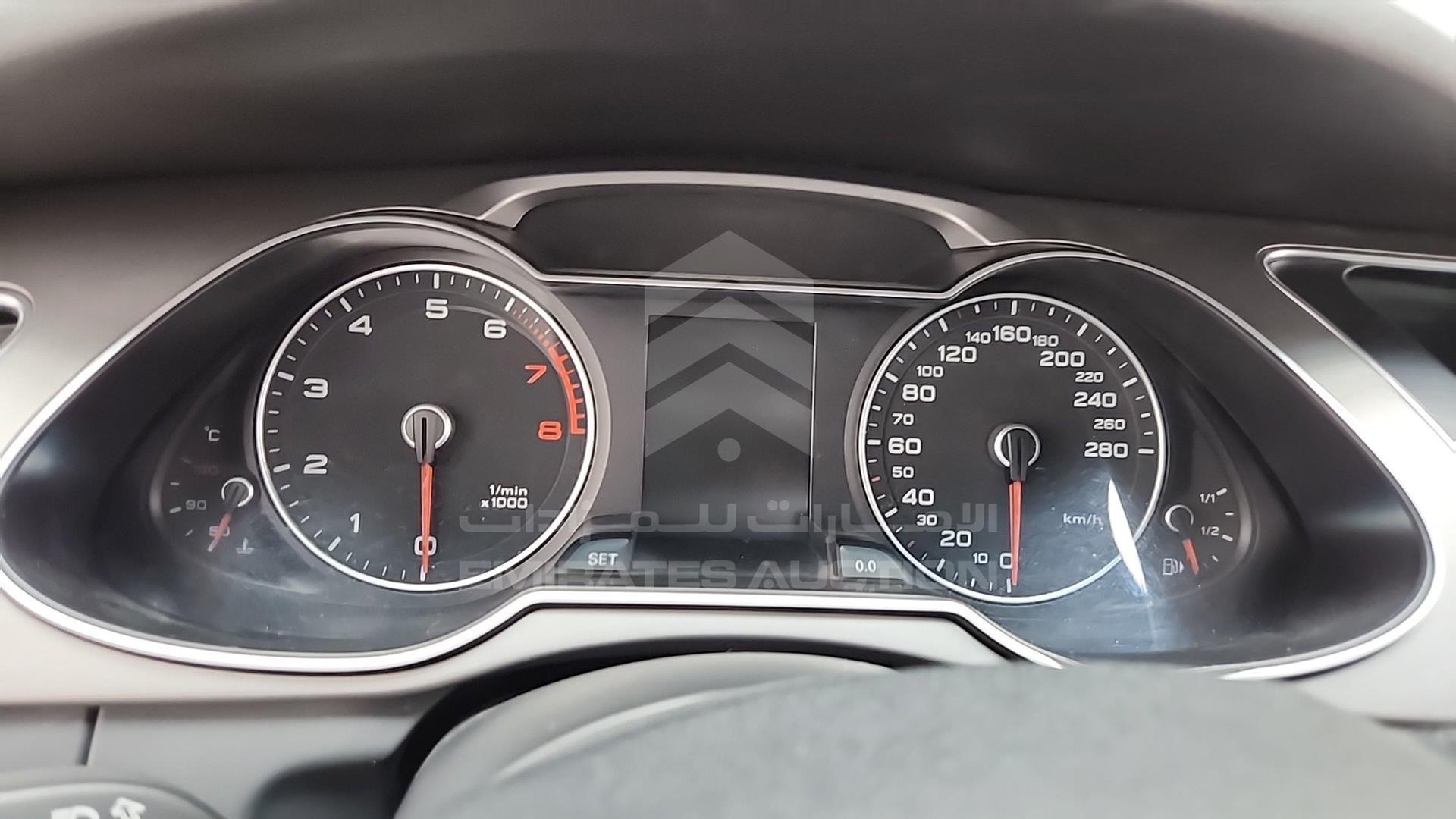 2015 AUDI A4 VIN: WAUACCFL2FN012075