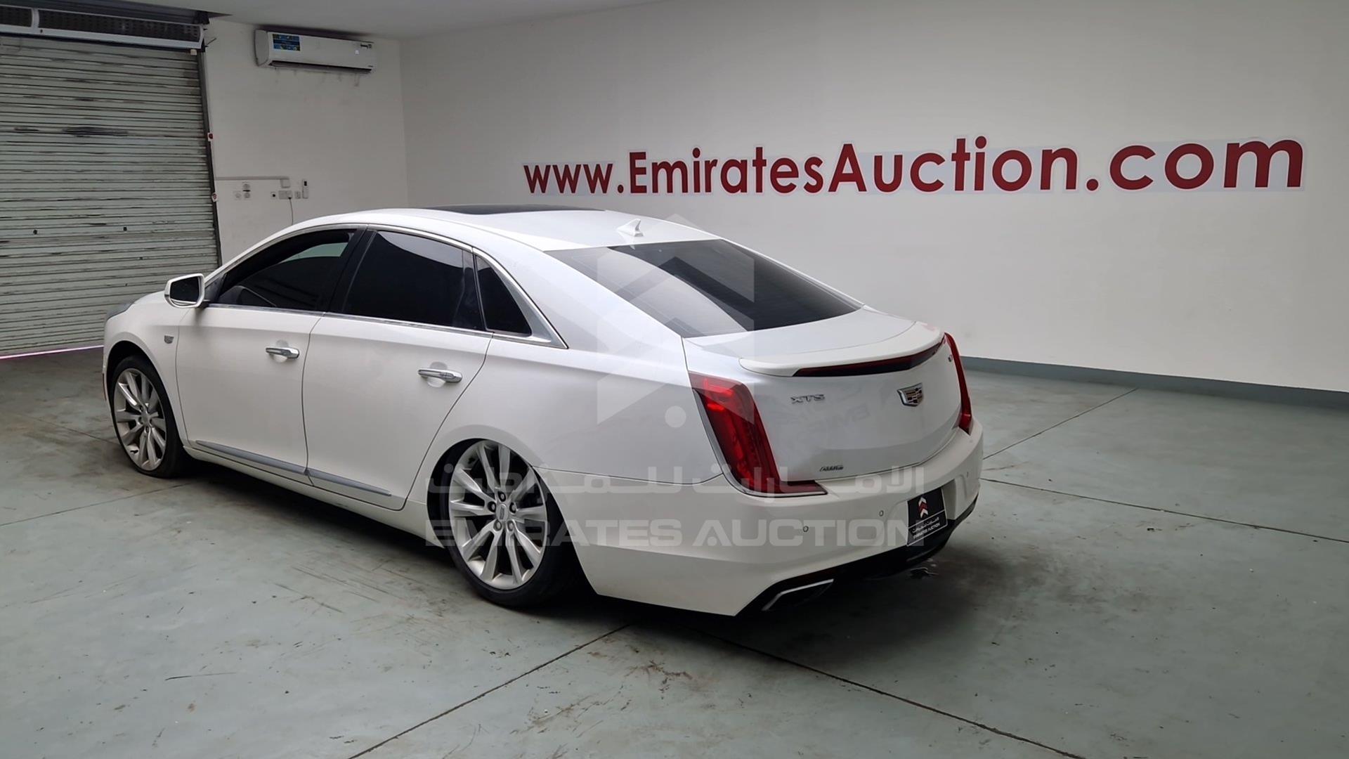 2018 CADILLAC XTS VIN: 2G6185S85J9100344