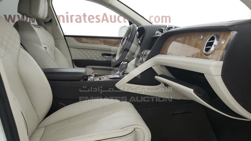 SJAAM2ZV0NC039794 Auction: EmiratesAuction Lot: 405218 SJAAM2ZV0NC039794 Bentley Bentayga 2022 WHITE Photo 21