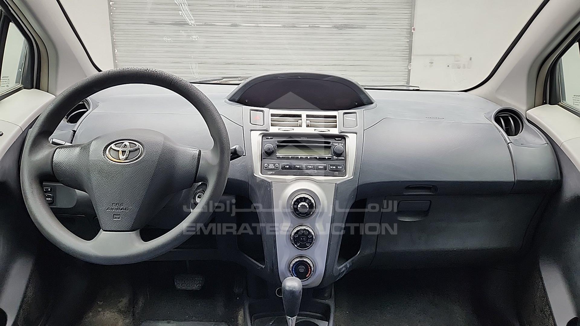 2008 TOYOTA YARIS VIN: JTDKW923785098302