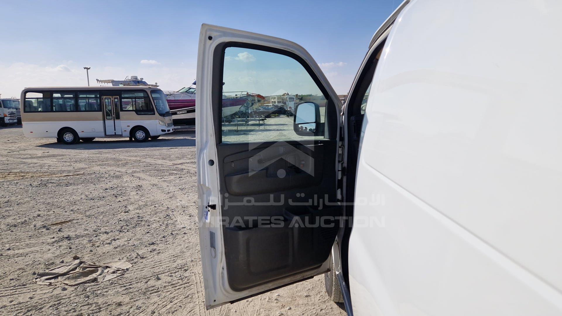 2008 CHEVROLET EXPRESS VIN: 1GCGG29K781114836