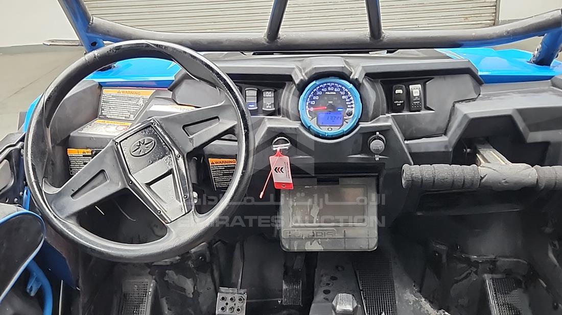 بولاريس RZR 1000CC 2023 — نظم الترفيه وكاميرا المراقبة والملاحة — صورة 18