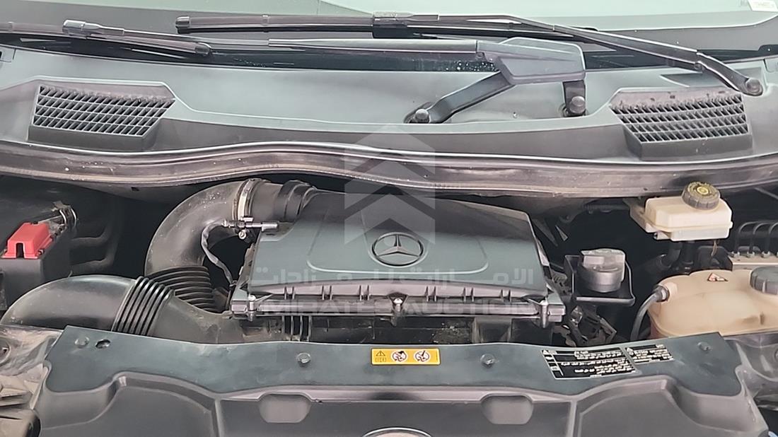 مرسيدس V 250 2021 — خليج المحرك — صورة 30