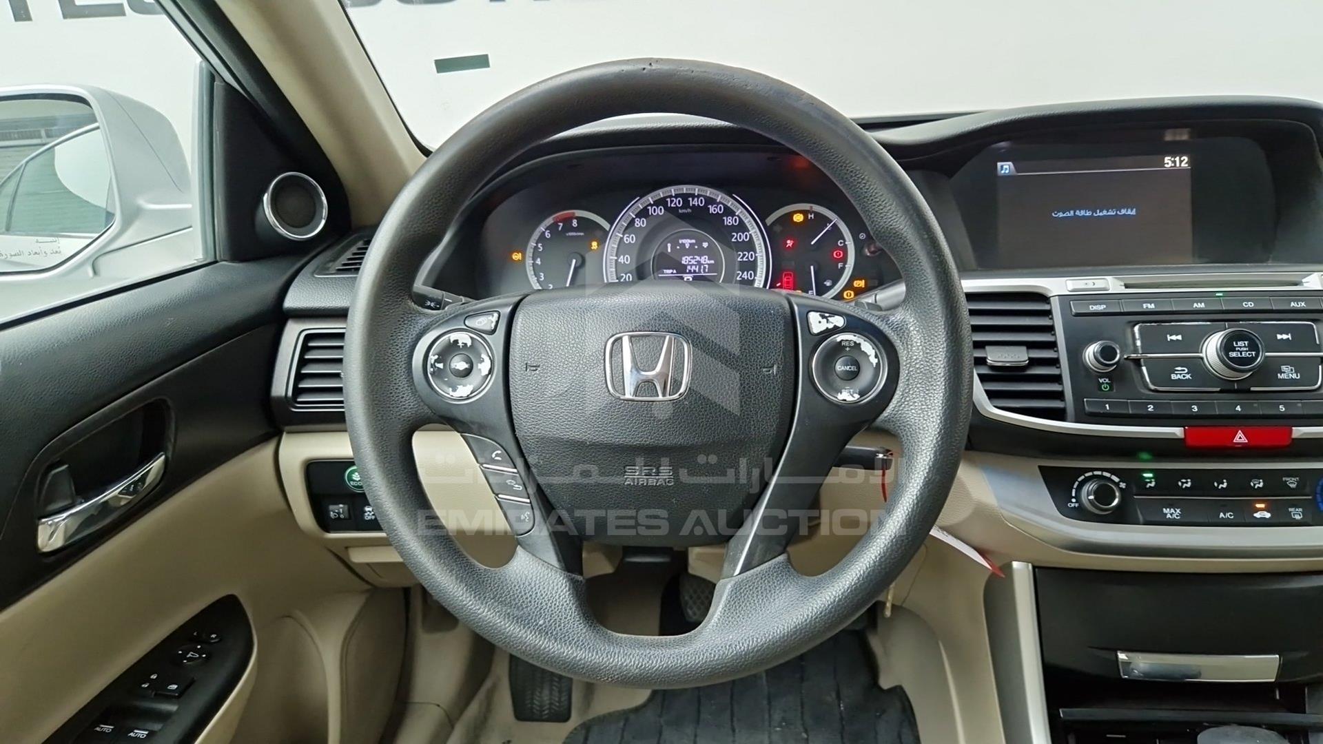 2015 HONDA ACCORD VIN: LUCCR2627F3414824