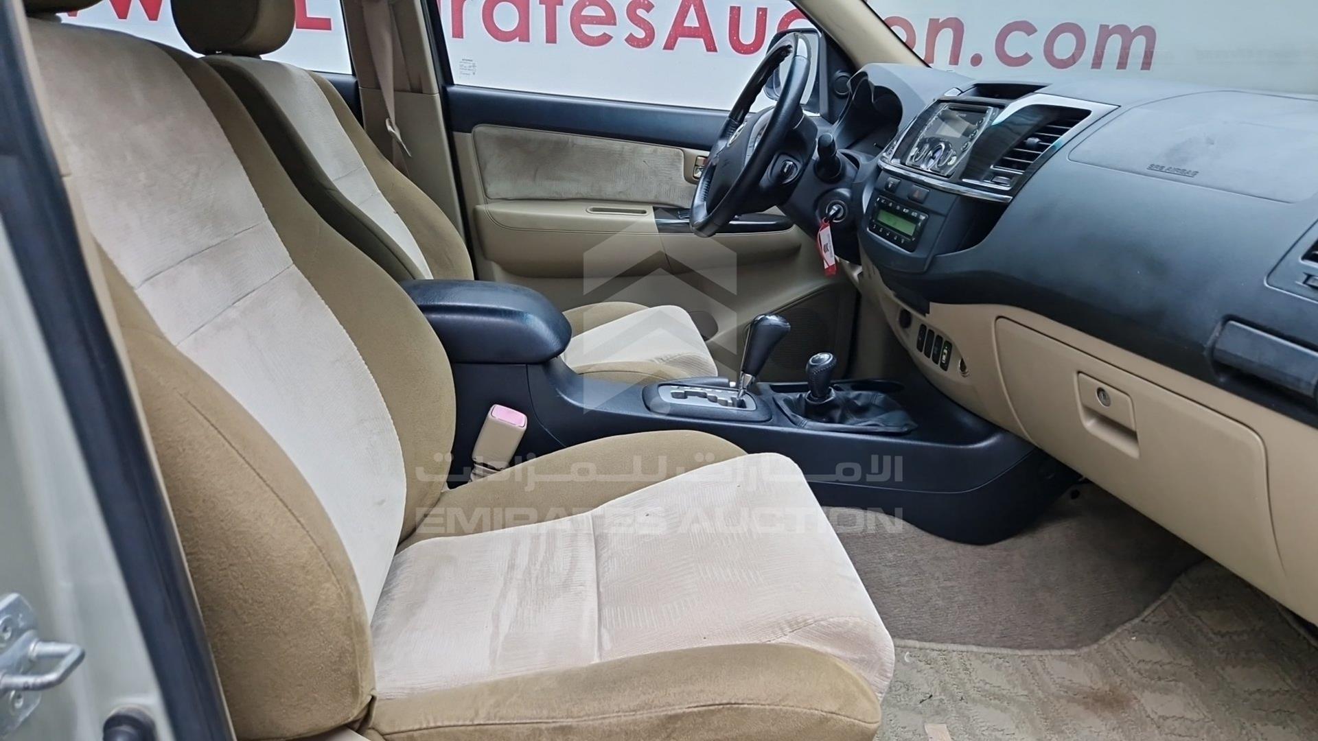 2014 TOYOTA FORTUNER VIN: MHFYU59G1E7031572
