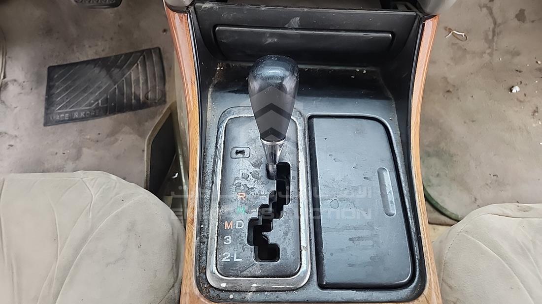 2001 Lexus GS 300 — Gear View — Photo 19