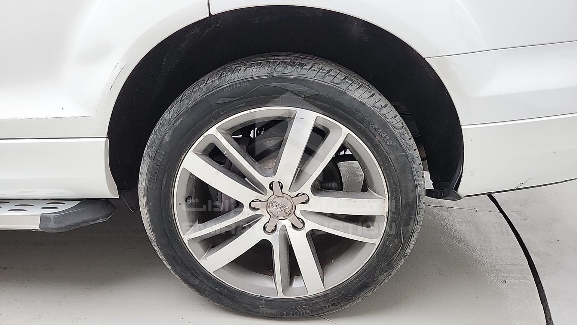 2012 AUDI Q7 VIN: WAUAGD4L2CD005058