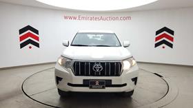 2020 Toyota Prado — 360-degree view — Thumbnail
