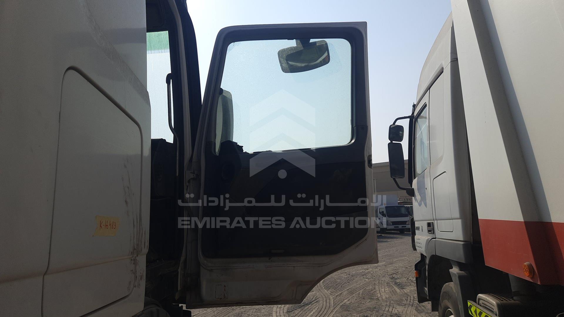 2008 MERCEDES ACTROS VIN: WDAKHCAA08L279425