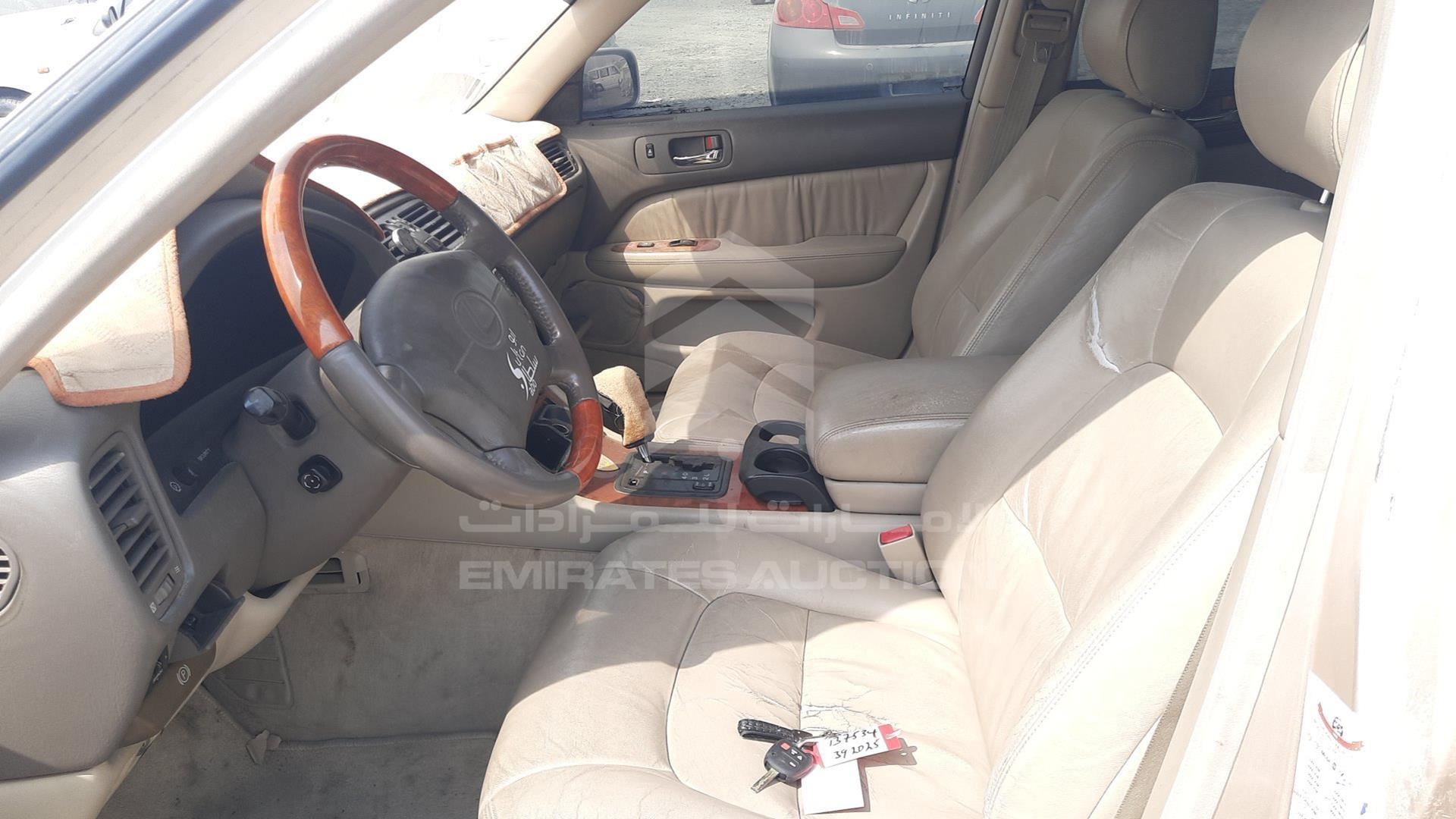 1998 LEXUS LS400 VIN: JT8BH28F0W0137534