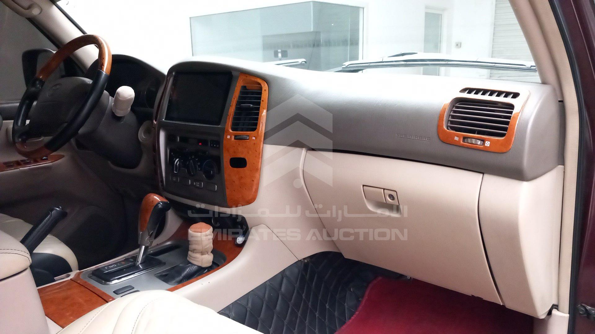 2002 TOYOTA LAND CRUISER VIN: JTEHJ09J225041002