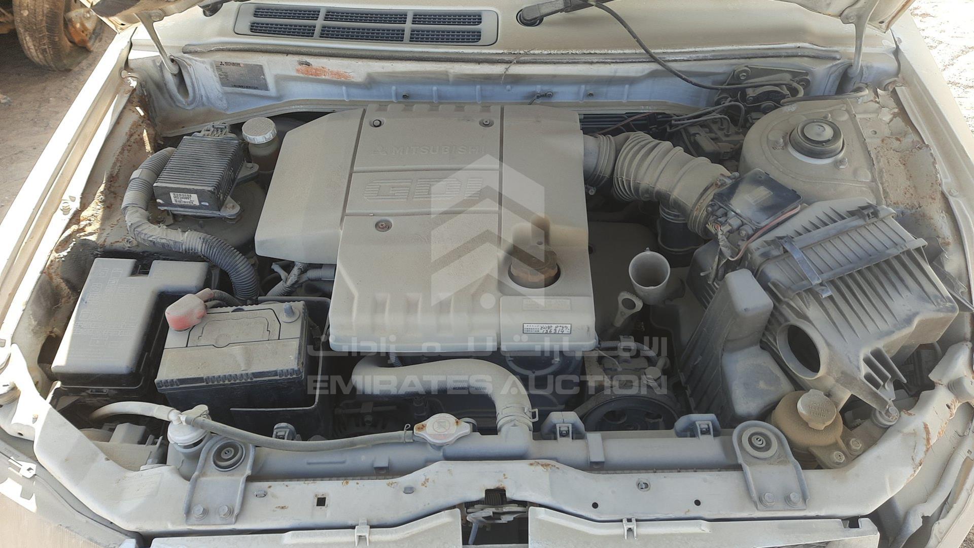 2005 MITSUBISHI PAJERO VIN: H66W-0015385