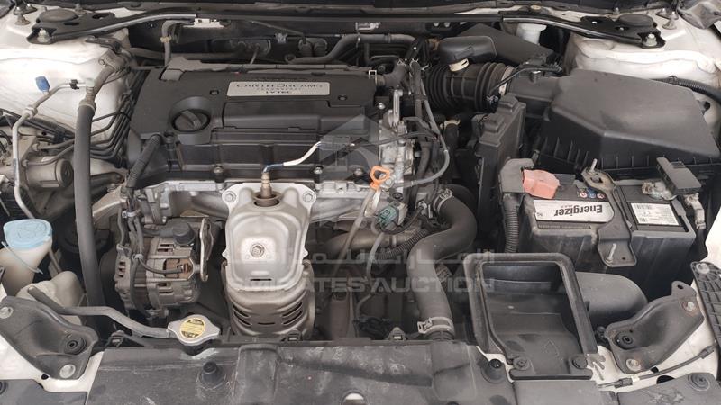1HGCR2676EA608644 Auction: EmiratesAuction Lot: 405934 1HGCR2676EA608644 Honda Accord 2014 WHITE Photo 29