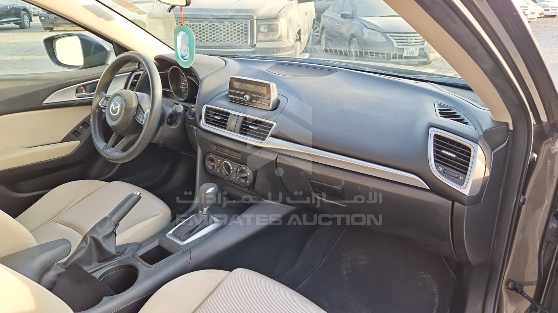 2019 MAZDA 3 VIN: JM7BN1SZ7K1269174