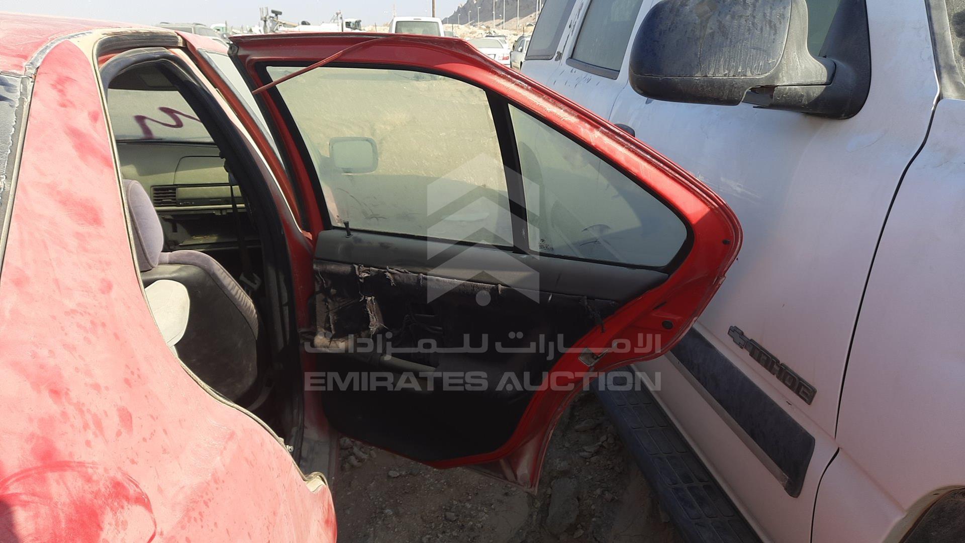 0 BMW 320I VIN: WBACB21060AL85024