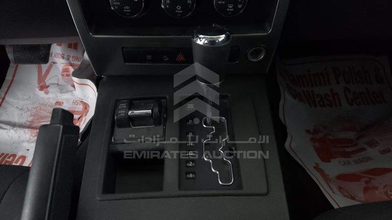 1J4PN2GKXAW148555 Auction: EmiratesAuction Lot: 406545 1J4PN2GKXAW148555 Jeep Cherokee 2010 BLACK Photo 18