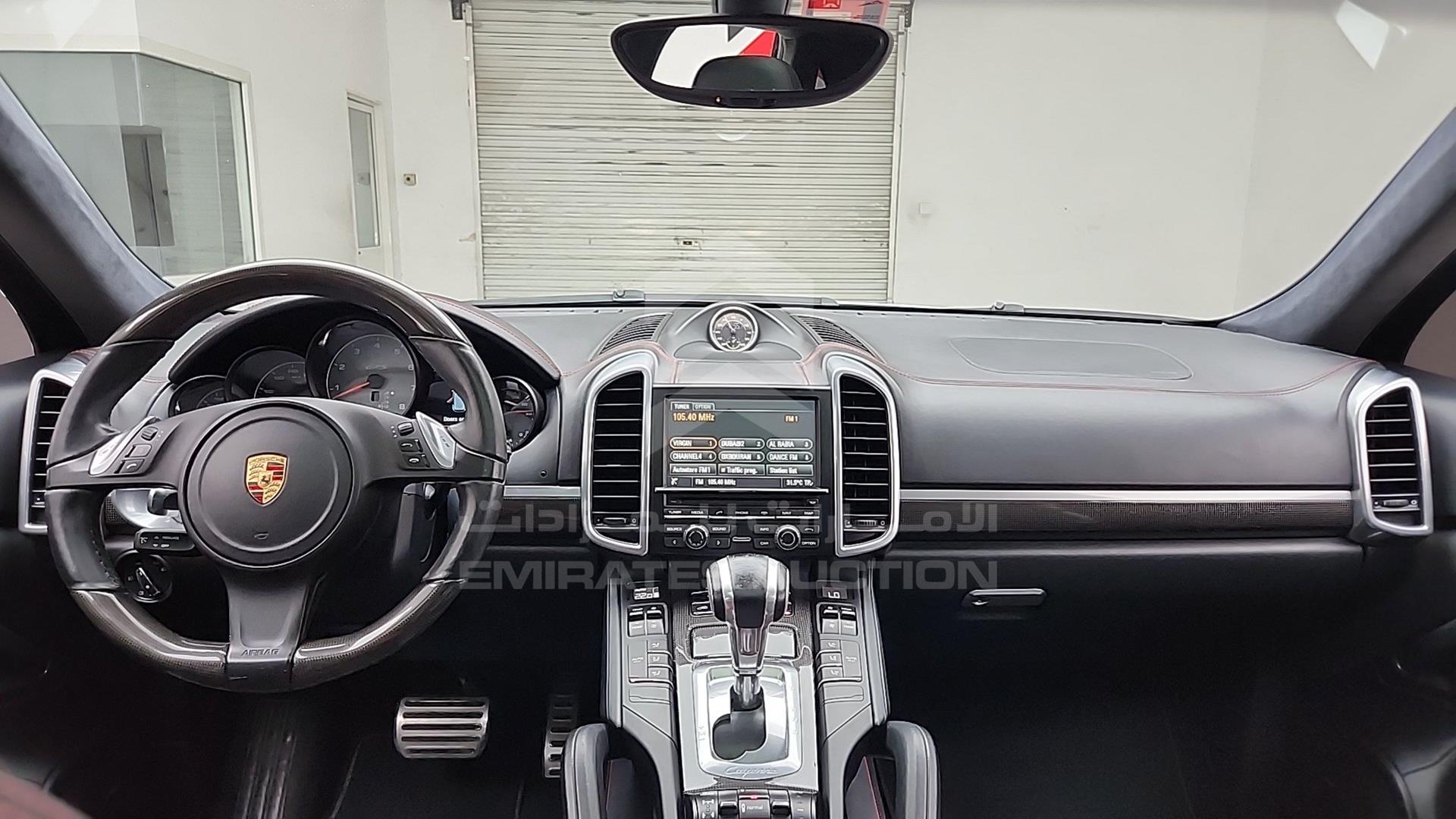 2014 PORSCHE CAYENNE GTS VIN: WP1ZZZ92ZELA73608