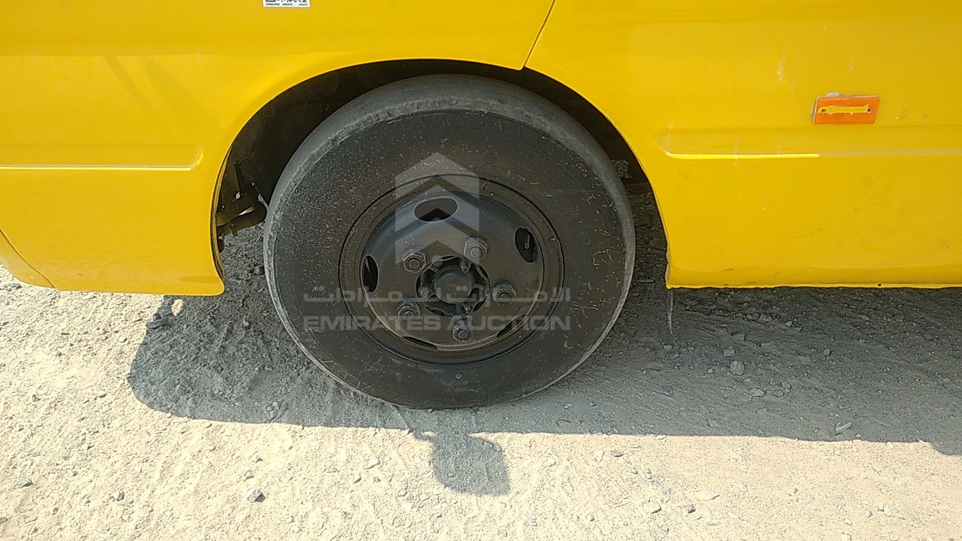 2002 TOYOTA COASTER VIN: JTGFB518921003422