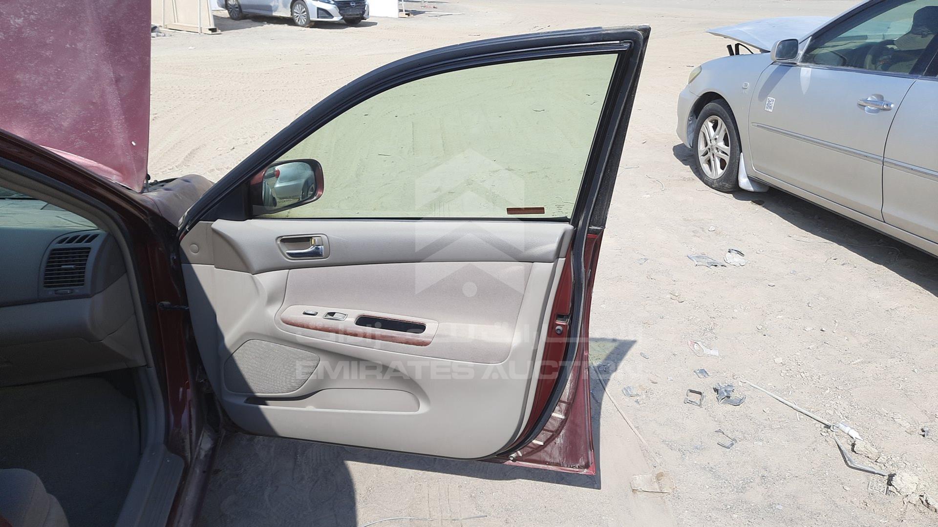 2005 TOYOTA CAMRY VIN: 4T1BE30K65U061846