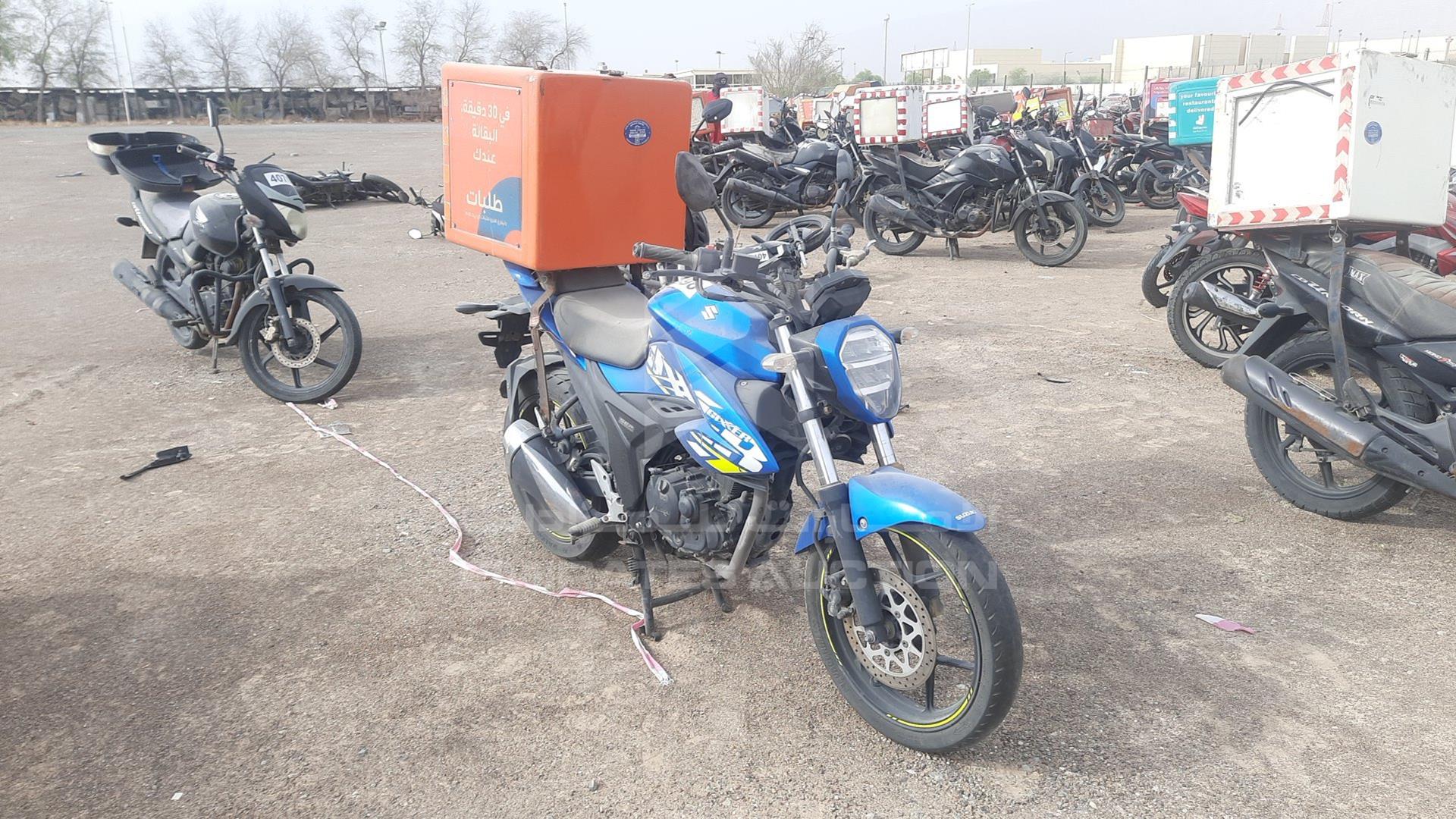 2021 SUZUKI MOTORBIKE VIN: MB8ED13B1M8100493