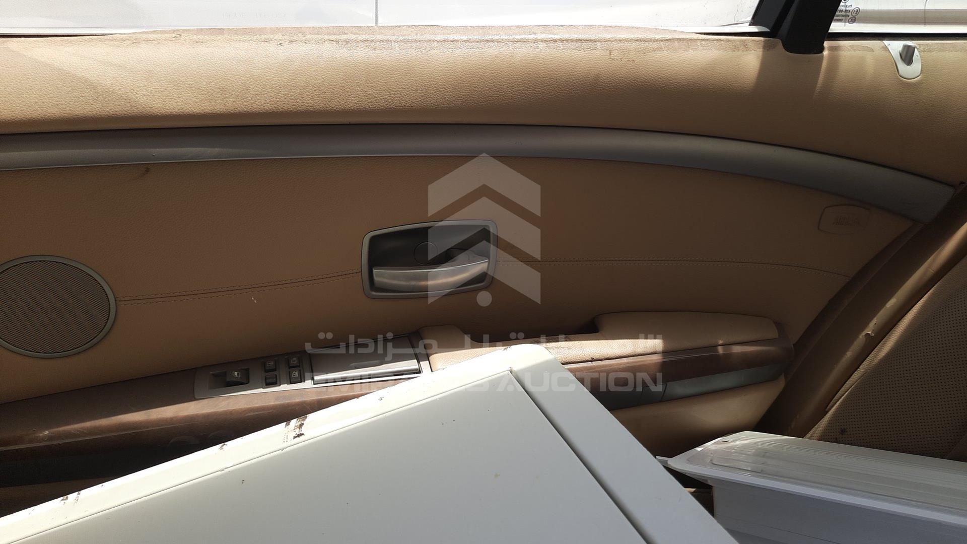 2006 BMW 750LI VIN: WBAHN81056DT19152