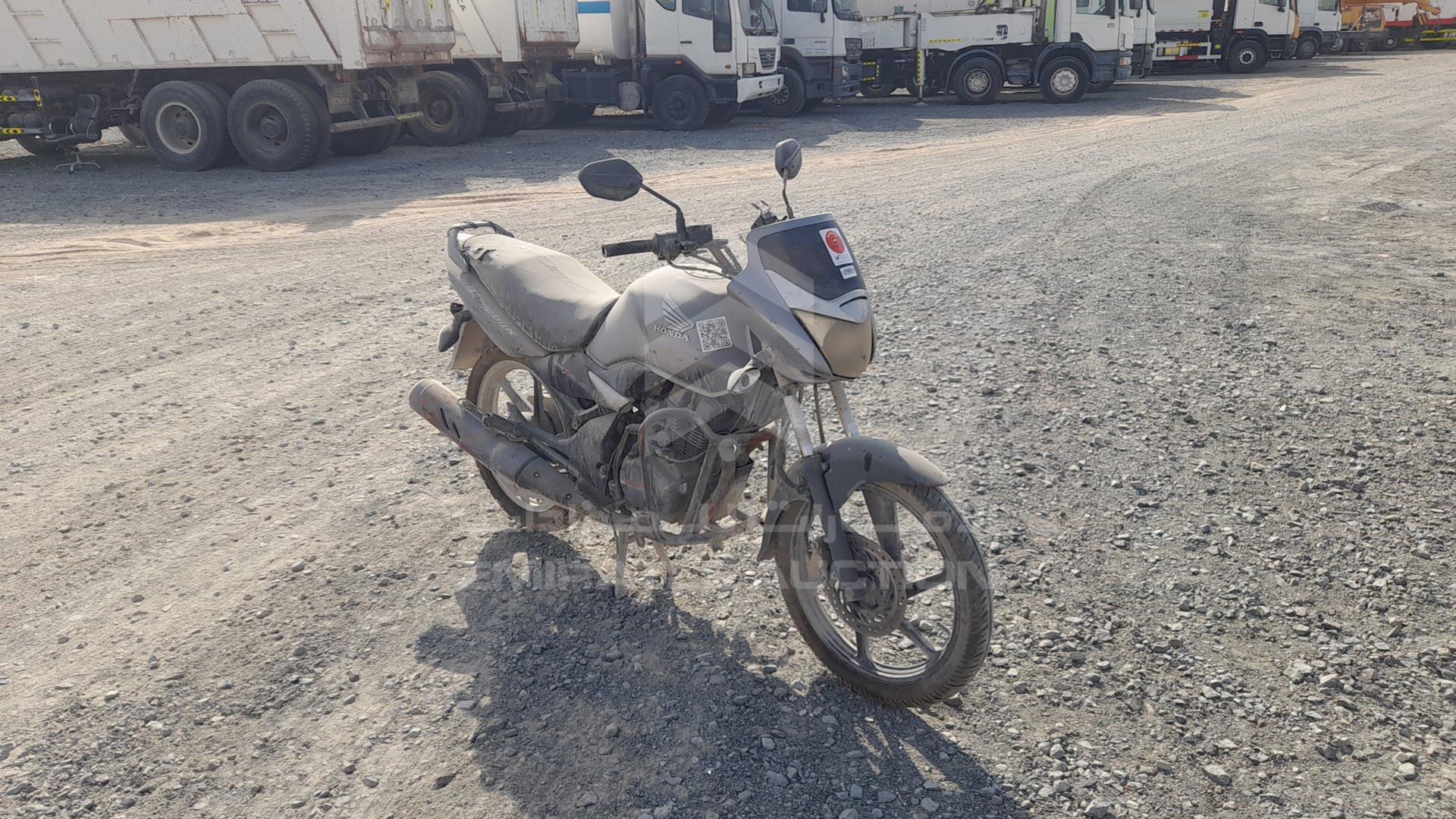 2013 HONDA UNICORN VIN: ME4KC09CKD8590177